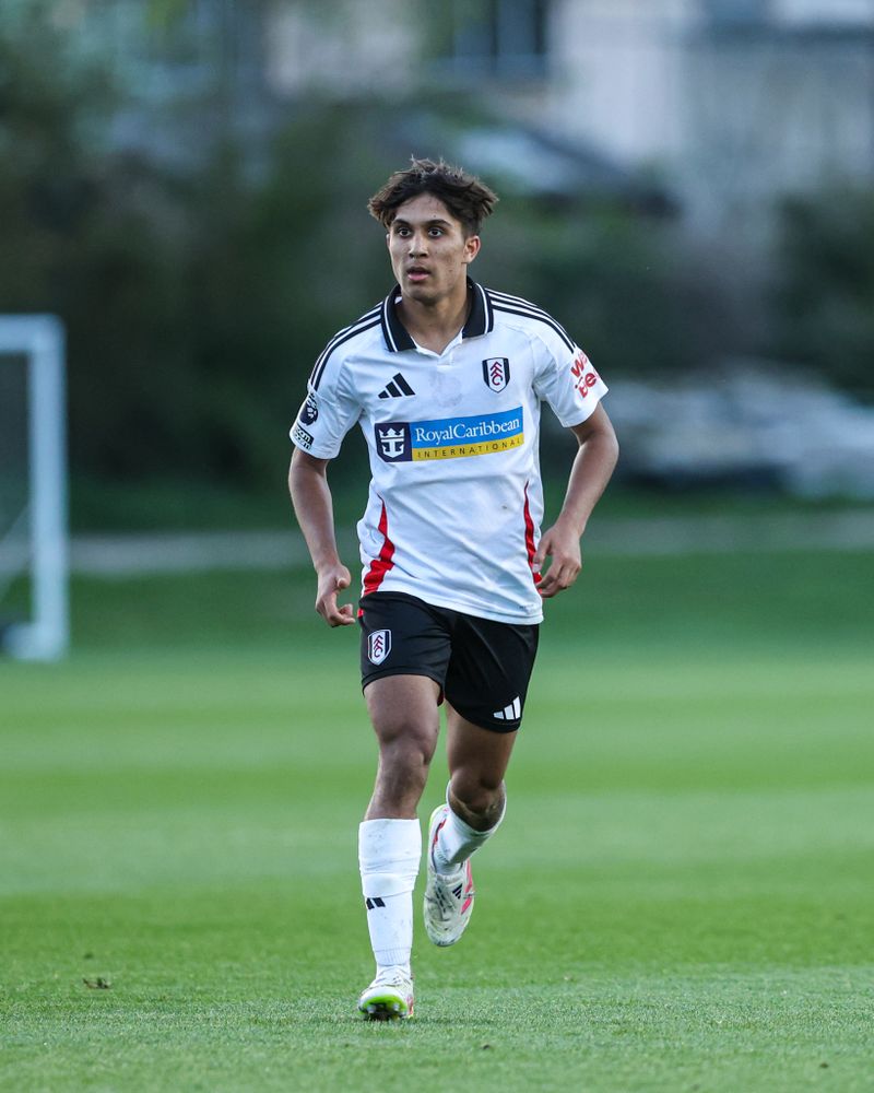 Seth Ridgeon in actions for Fulham Under-21s v Nottingham Forest Under-21s Seth Ridgeon in actions for Fulham Under-21s v Nottingham Forest Under-21s