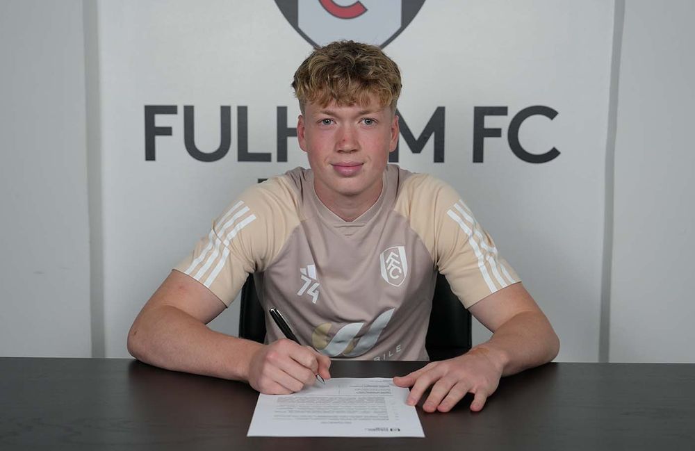 Olyott signs