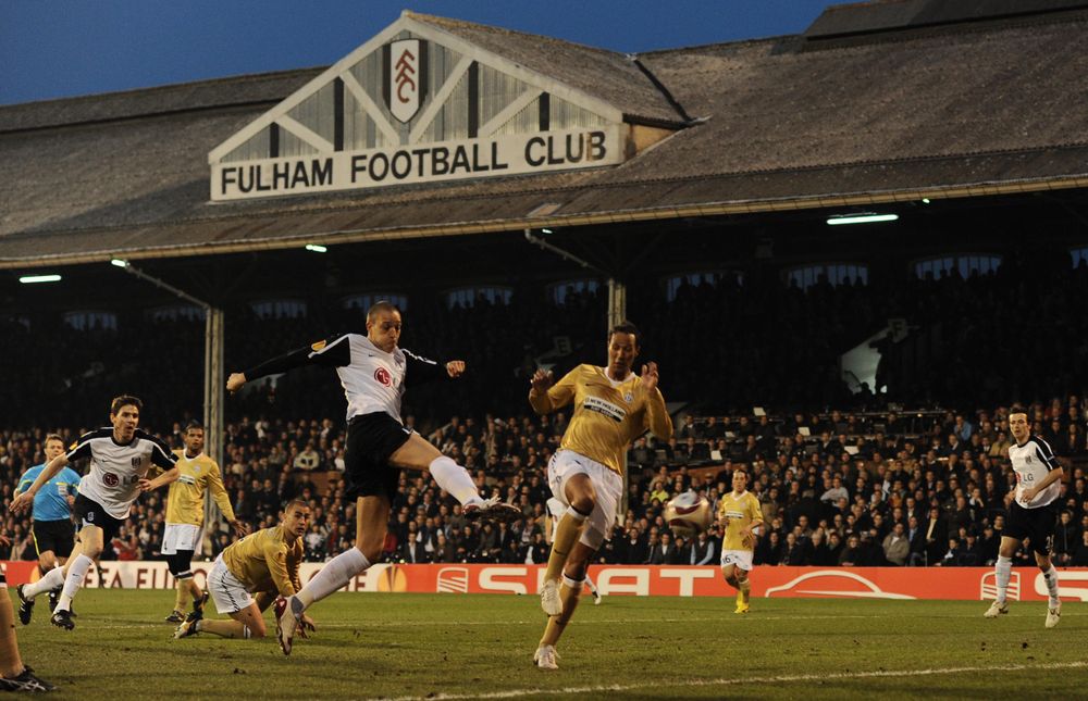 Bobby Zamora scores Fulham's first goal against Juventus Bobby Zamora scores Fulham's first goal against Juventus