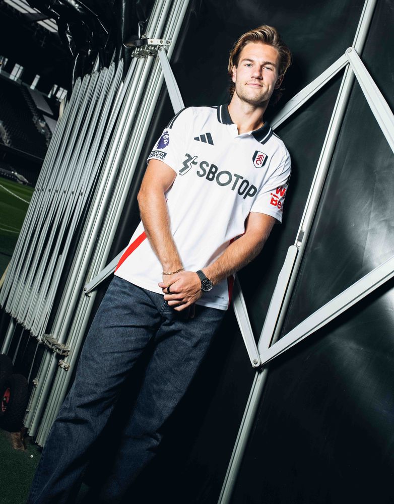Joachim Andersen signs for Fulham Joachim Andersen signs for Fulham