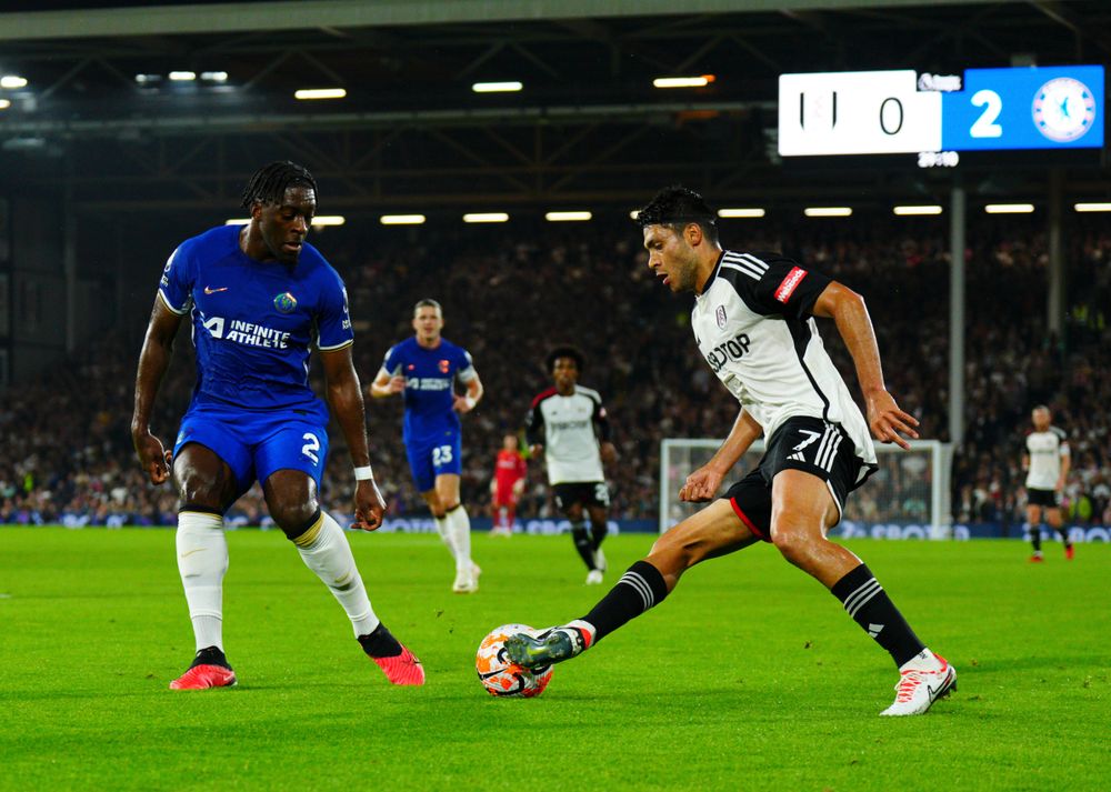 Raul gets beyond his man