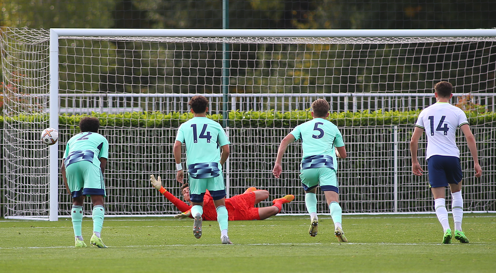 Borto saves the penalty
