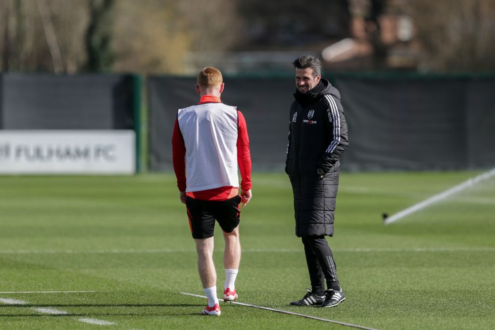 Marco Silva speaks to Harrison Reed at Motspur Park Marco Silva speaks to Harrison Reed at Motspur Park
