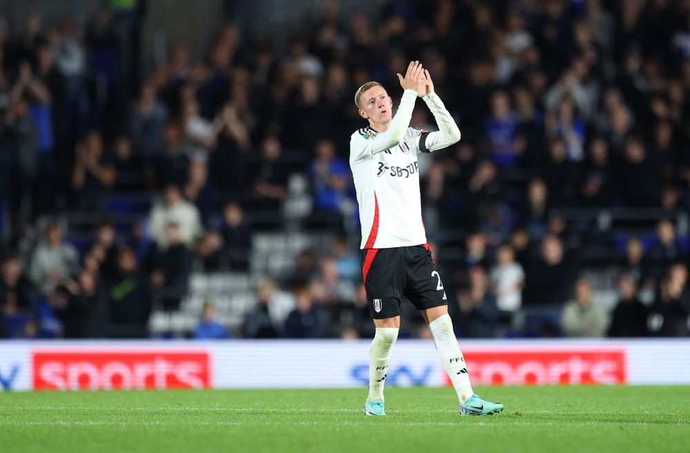 Jay Stansfield applauds the Fulham fans Jay Stansfield applauds the Fulham fans