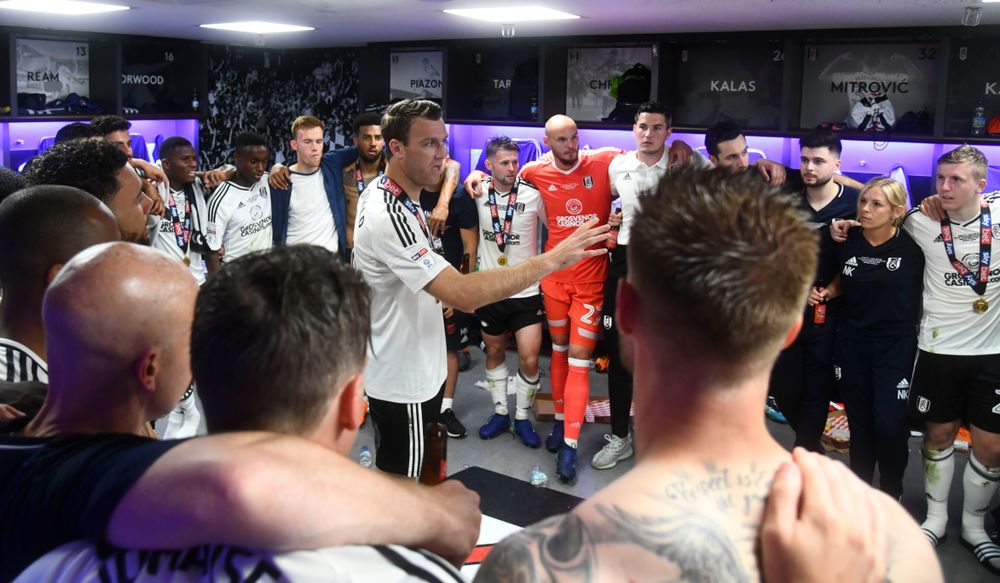 Kevin McDonald addresses his teammates after the 2018 Play-Off Final