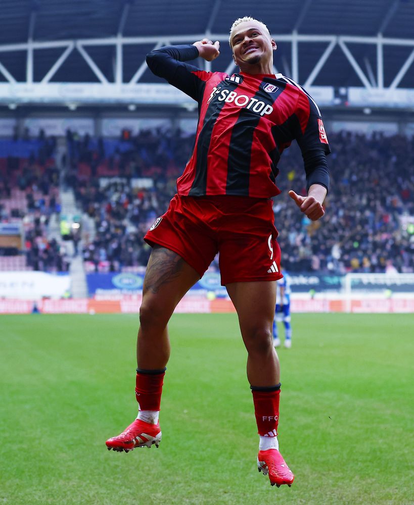Rodrigo Muniz celebrates his second goal Rodrigo Muniz celebrates his second goal