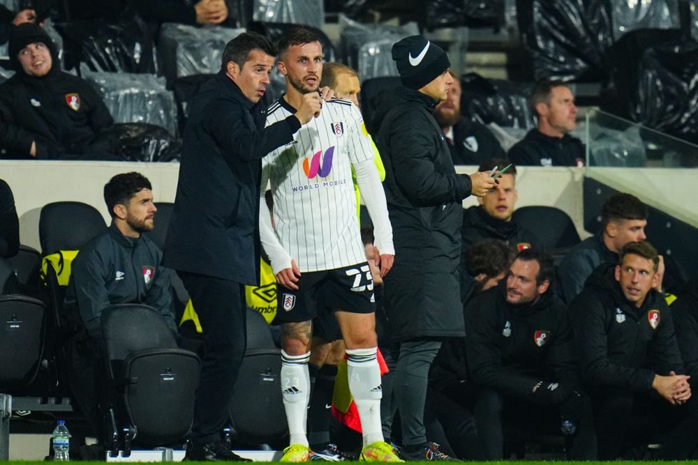 Marco Silva instructs Joe Bryan