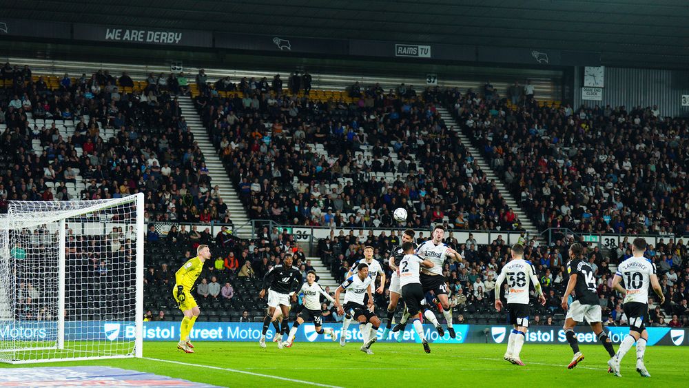 Mitrović heads a chance over the bar