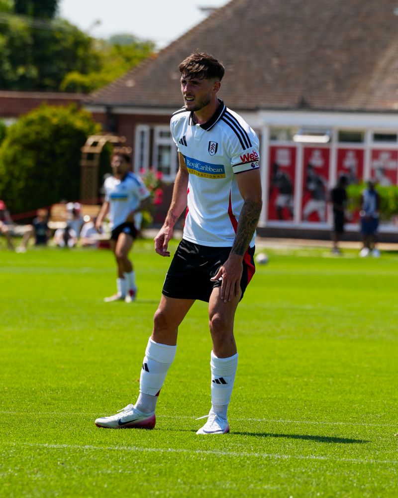 Olly Sanderson in action for Fulham Under-21s v Charlton Athletic Under-21s