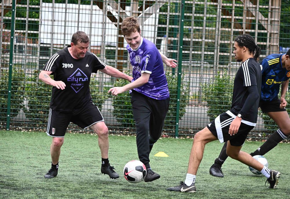 The Elmgreen School - Year 8 students are attending an online celebration  event today hosted by @premierleague as part of their work with  @fulhamfcfound #plinspires programme. The students recently hosted a  workshop