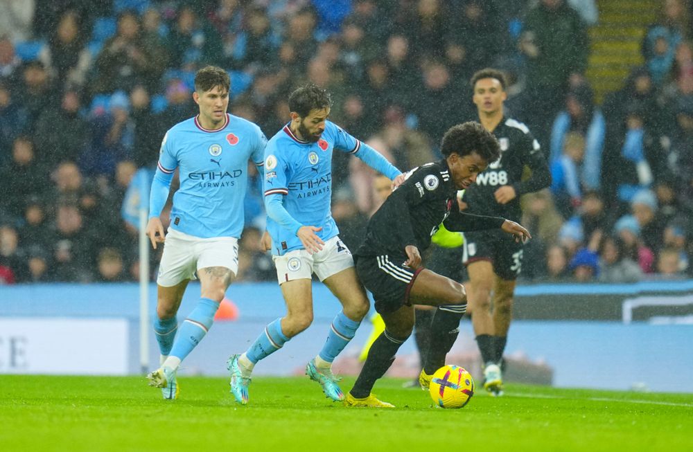 Willian in action at Manchester City