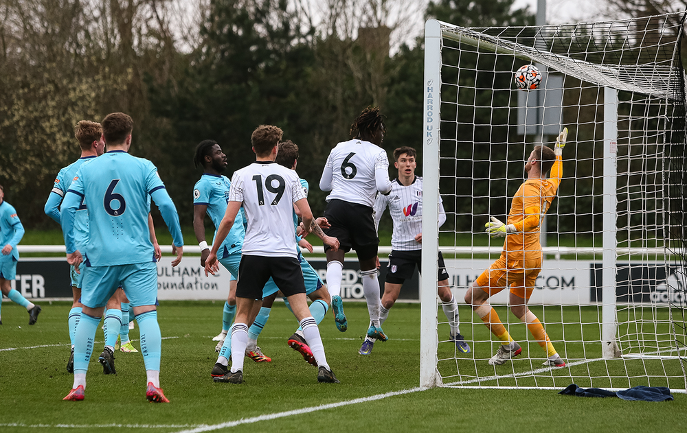 'Keeper beaten! 'Keeper beaten!