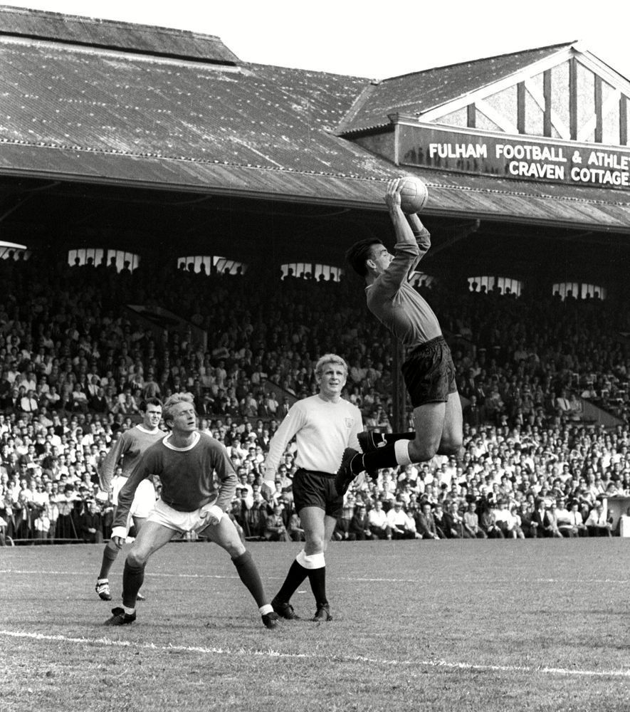 Tony Macedo claims a cross while playing for Fulham against Manchester United
