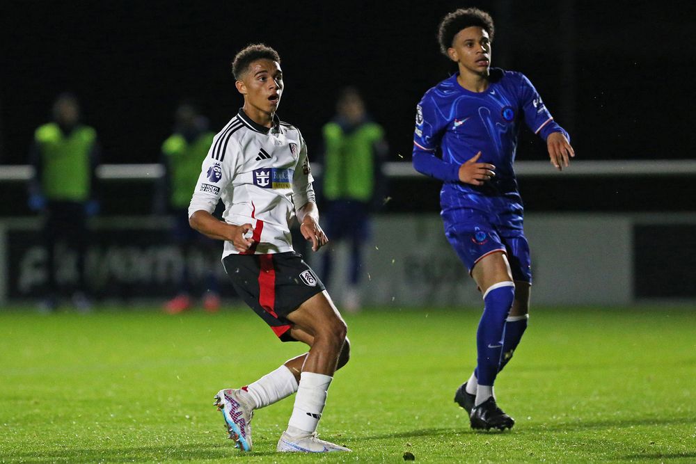 Josh King sees his shot go over Josh King sees his shot go over