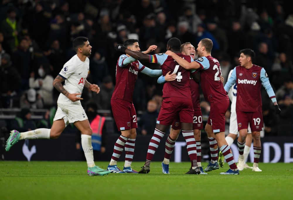 West Ham celebrate against Spurs West Ham celebrate against Spurs