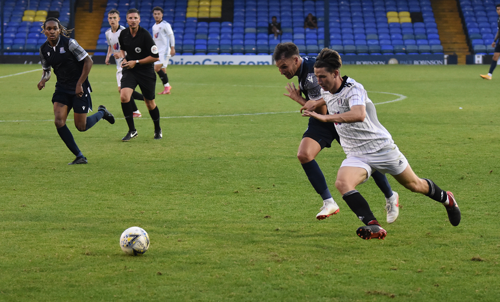 Ollie O'Neill v Southend Ollie O'Neill v Southend