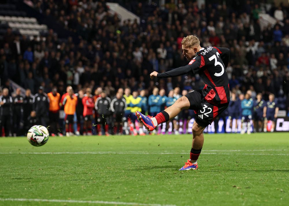 emile smith Rowe scores penalty emile smith Rowe scores penalty