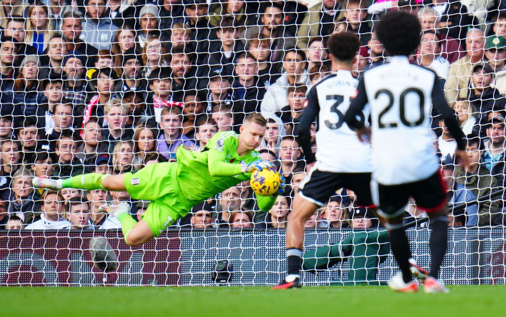 A routine save for Bernd Leno