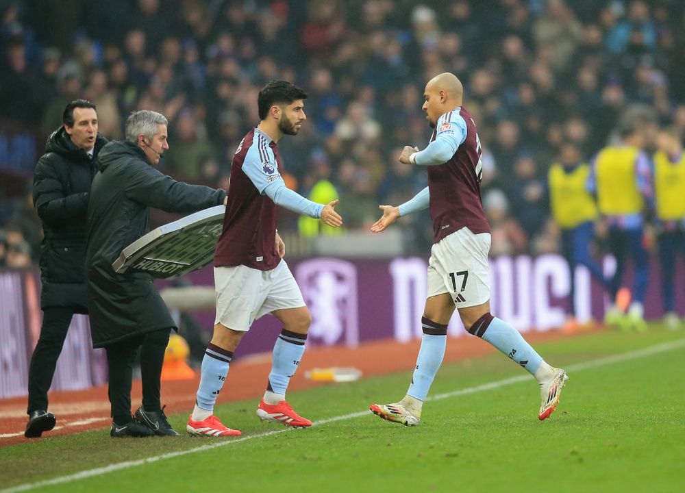 Marco Asensio replaces Donyell Malen for Aston Villa Marco Asensio replaces Donyell Malen for Aston Villa