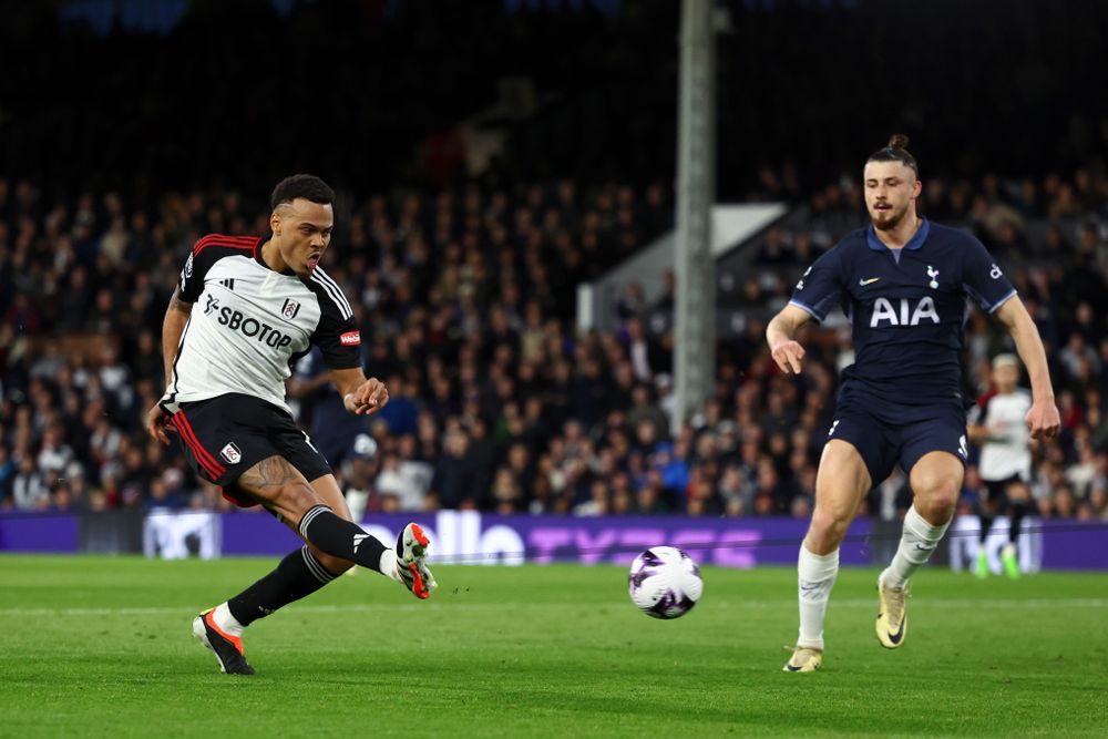 Rodrigo Muniz opens the scoring against Spurs