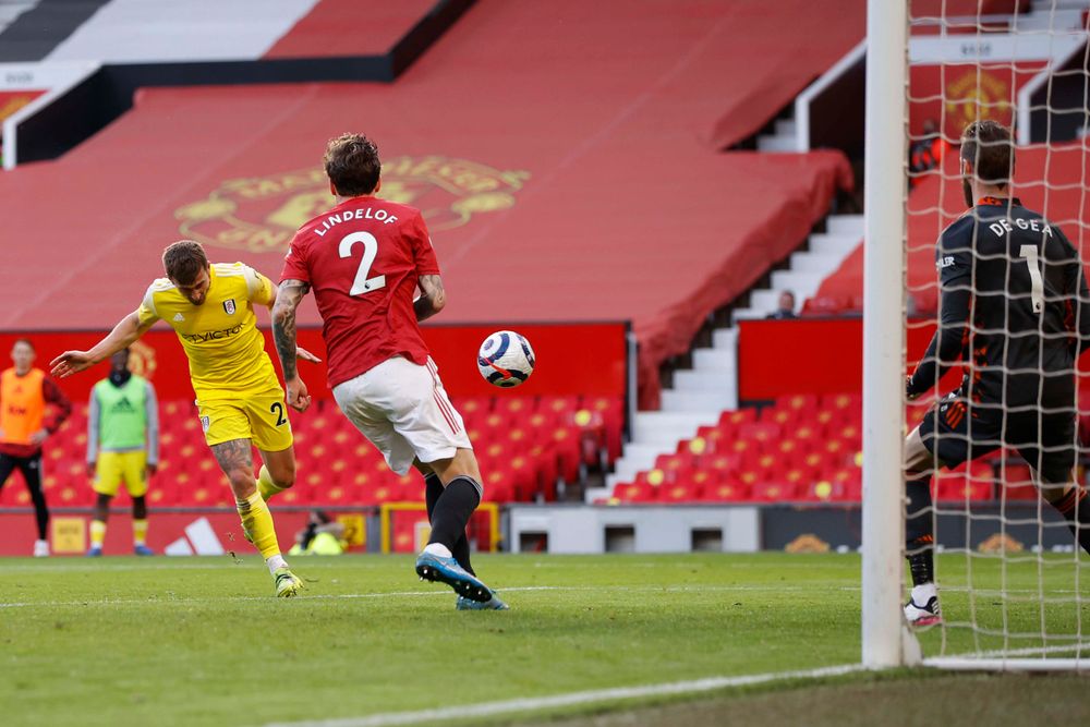 Bryan flies in and bags the equaliser for Fulham. Bryan flies in and bags the equaliser for Fulham.