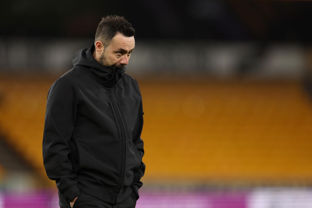 Roberto De Zerbi during Brighton's defeat by Wolves