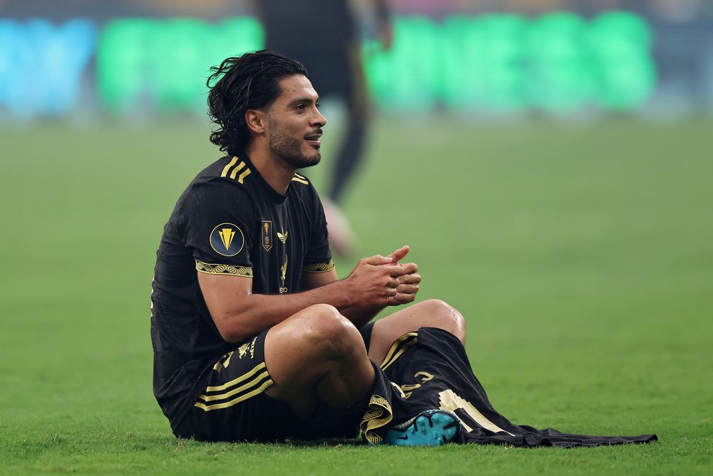 Raul Jimenez celebrates his goal by paying tribute to Diogo Jota