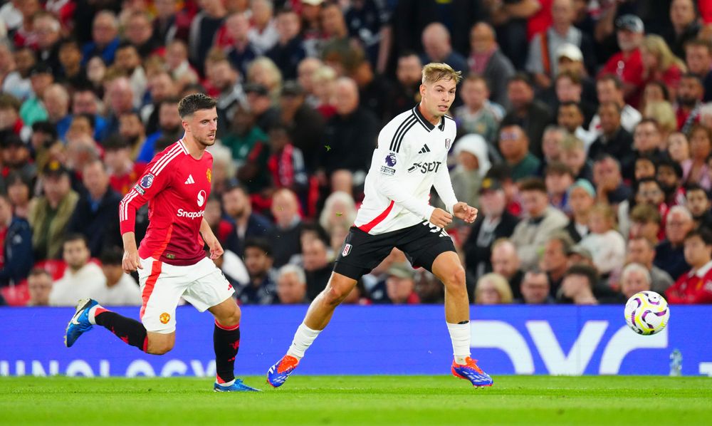 Emile Smith Rowe on the ball against Manchester United Emile Smith Rowe on the ball against Manchester United
