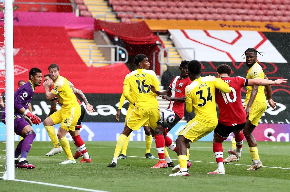 shutterstock_editorial_11903589af.jpg Che Adams made no mistake from close range for the opener.