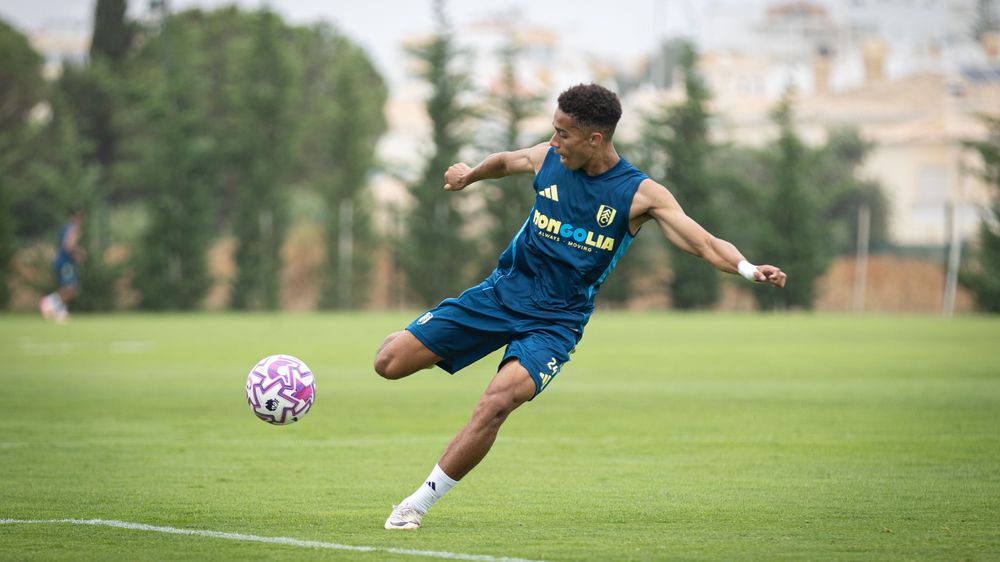 Portugal Camplife: Winning goals and quiz antics
