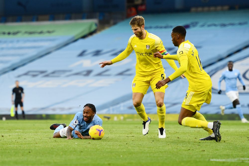 Raheem Sterling wins a penalty from Manchester City. Raheem Sterling wins a penalty from Manchester City.