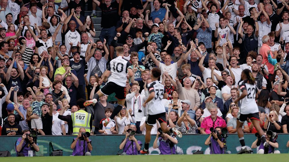 Cairney & Iwobi 1920x1080 2.jpg Tom Cairney celebrates