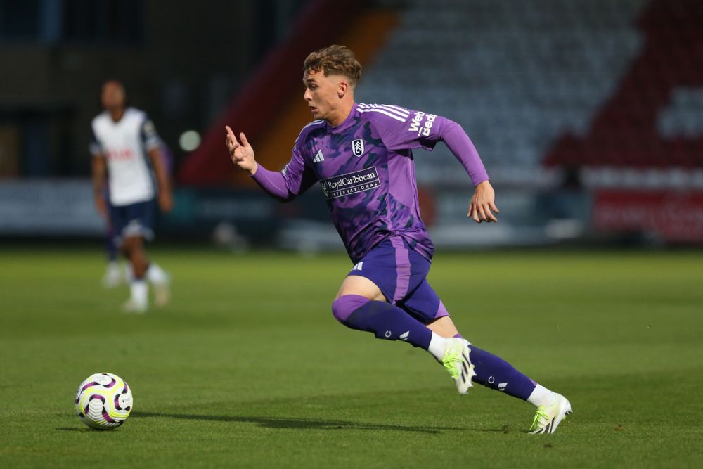 Callum Osmand on the ball for Fulham U21s against Tottenham Hotspur