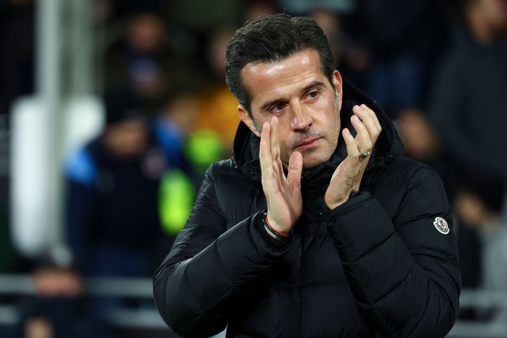 Marco Silva applauds a noisy Craven Cottage