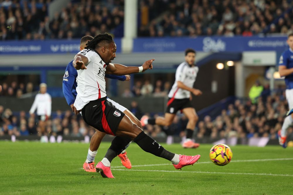 Adama Traoré's shot is saved Adama Traoré's shot is saved