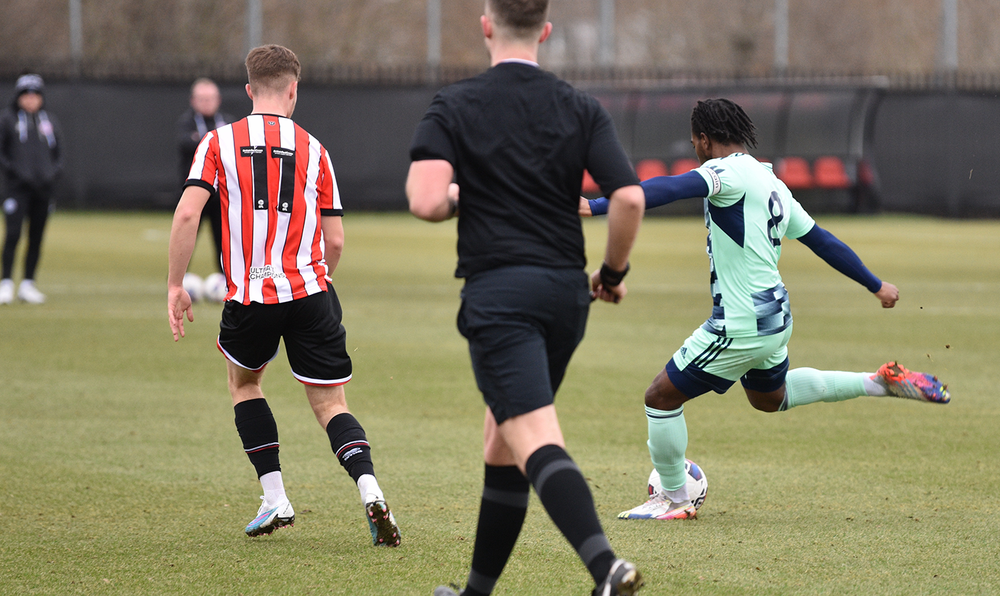 McCoy-Splatt hits the post