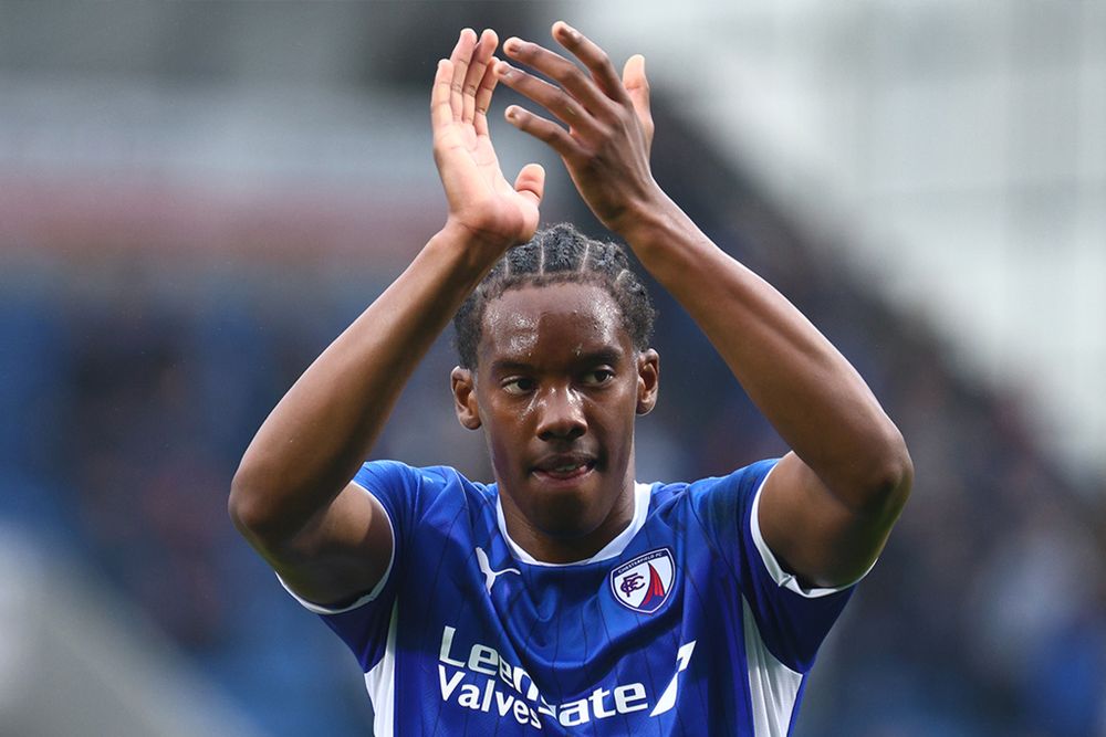 Harvey Araujo applauds the Chesterfield fans Harvey Araujo applauds the Chesterfield fans