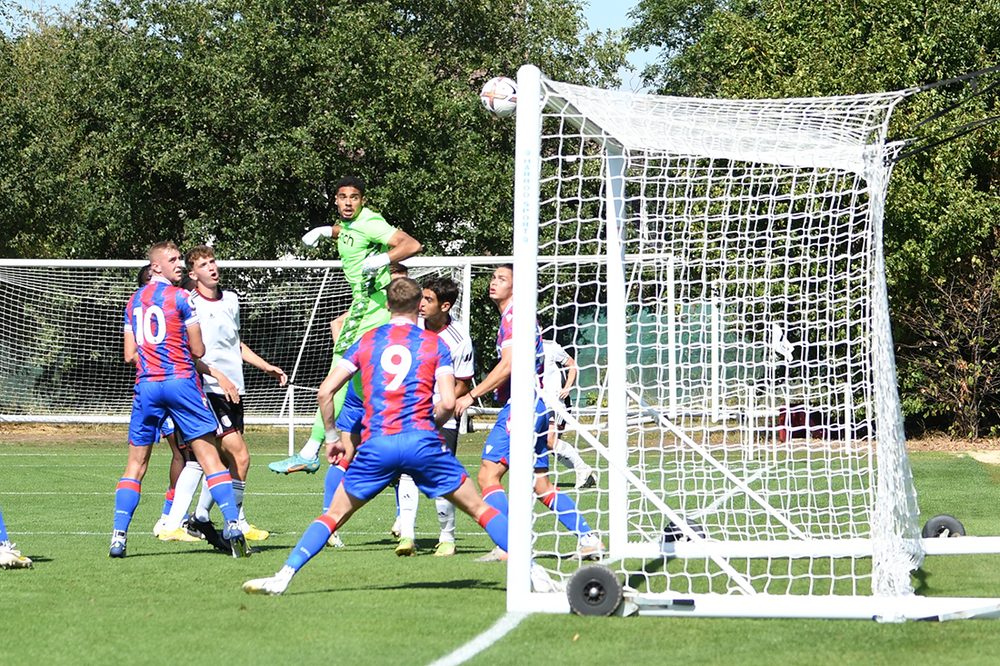 O'Neill curls in a free-kick