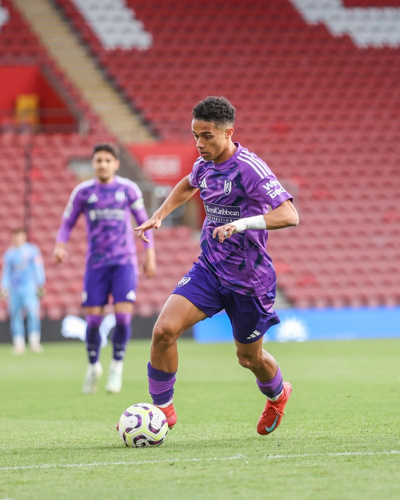 Josh King in action for Fulham Under-21s against Southampton Under-21s Josh King in action for Fulham Under-21s against Southampton Under-21s
