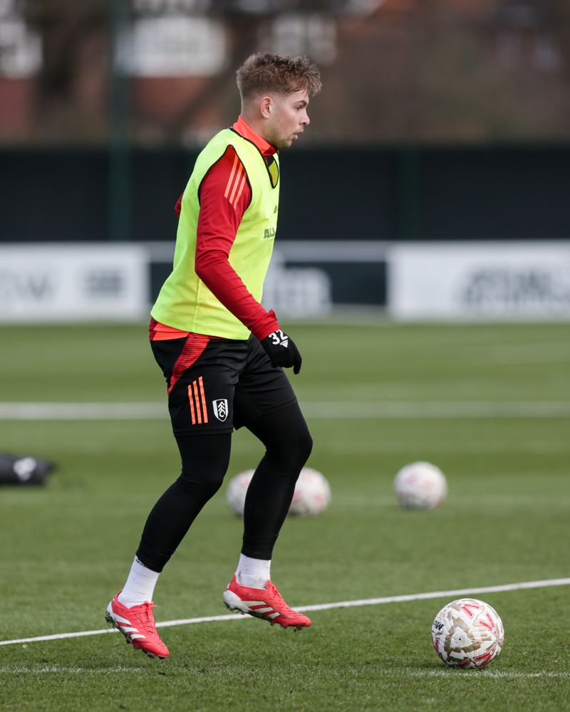 Emile Smith Rowe in Fulham training Emile Smith Rowe in Fulham training