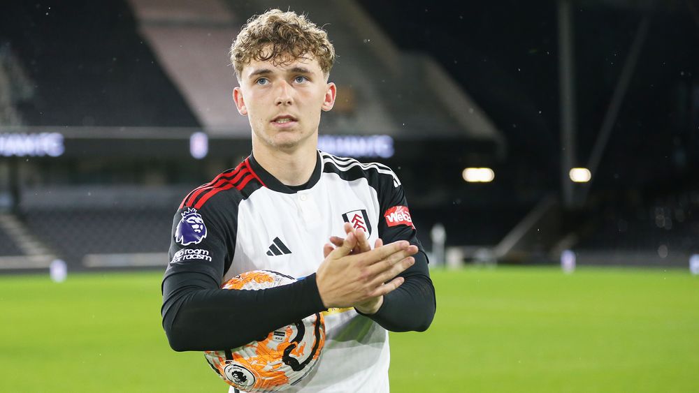Callum Osmand applauds the fans after Fulham U21s' 4-0 win over Tottenham Hotspur Callum Osmand applauds the fans after Fulham U21s' 4-0 win over Tottenham Hotspur