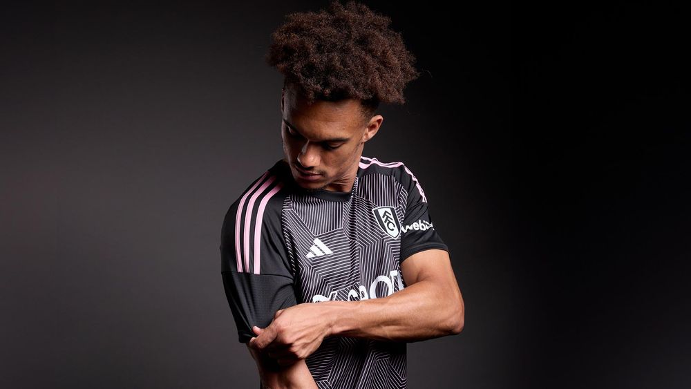 Antonee Robinson wears the new Fulham Third Kit
