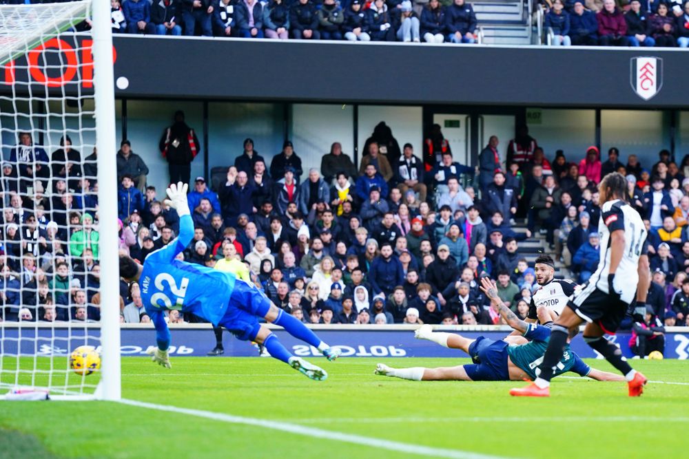 Raul Jimenez equalises against Arsenal