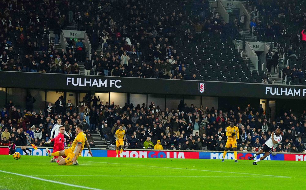 Alex Iwobi scores the opener Alex Iwobi scores the opener