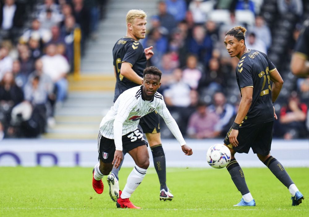 Tyrese francois comes out with the ball Tyrese francois comes out with the ball