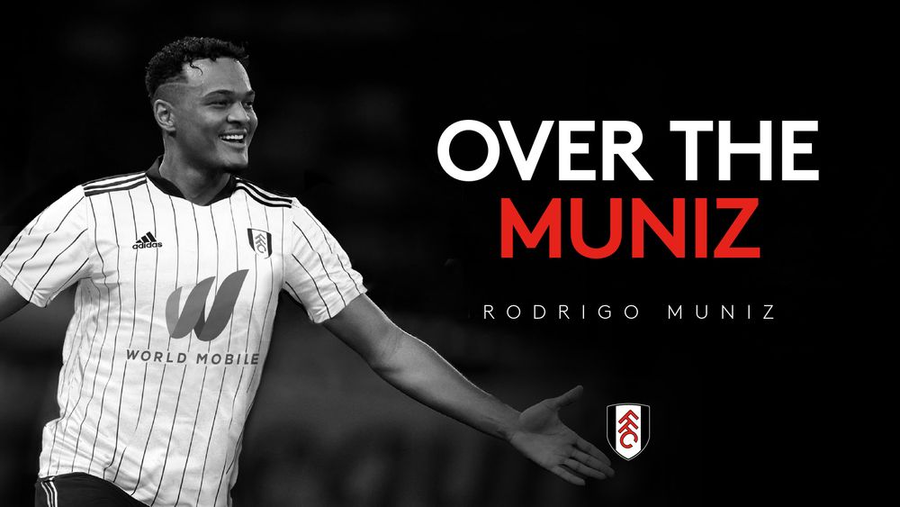 Rodrigo Muniz signs!
