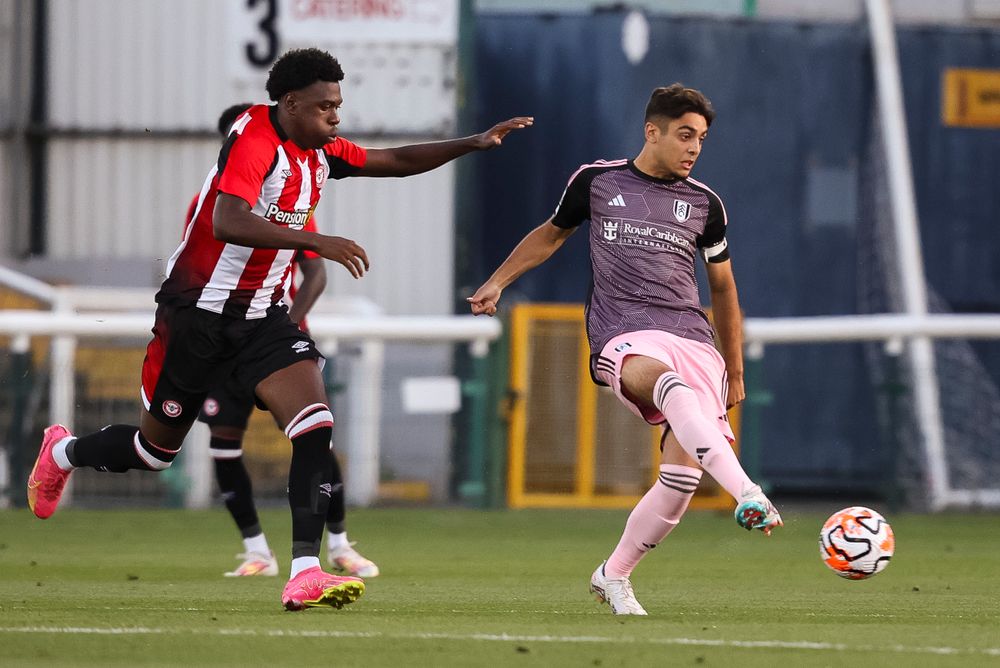 Dibley-Dias picks a pass Dibley-Dias picks a pass