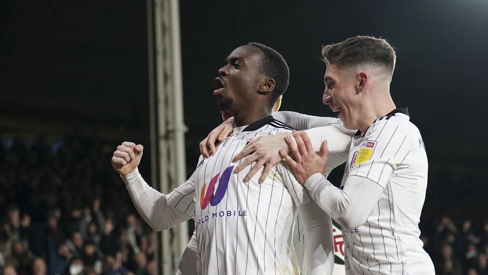 Neeskens Kebano celebrates his second goal Neeskens Kebano celebrates his second goal