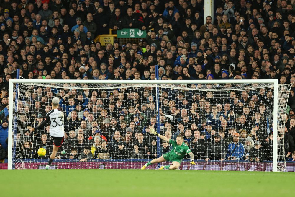 Antonee Robinson scores in the penalty shootout victory at Goodison Park Antonee Robinson scores in the penalty shootout victory at Goodison Park