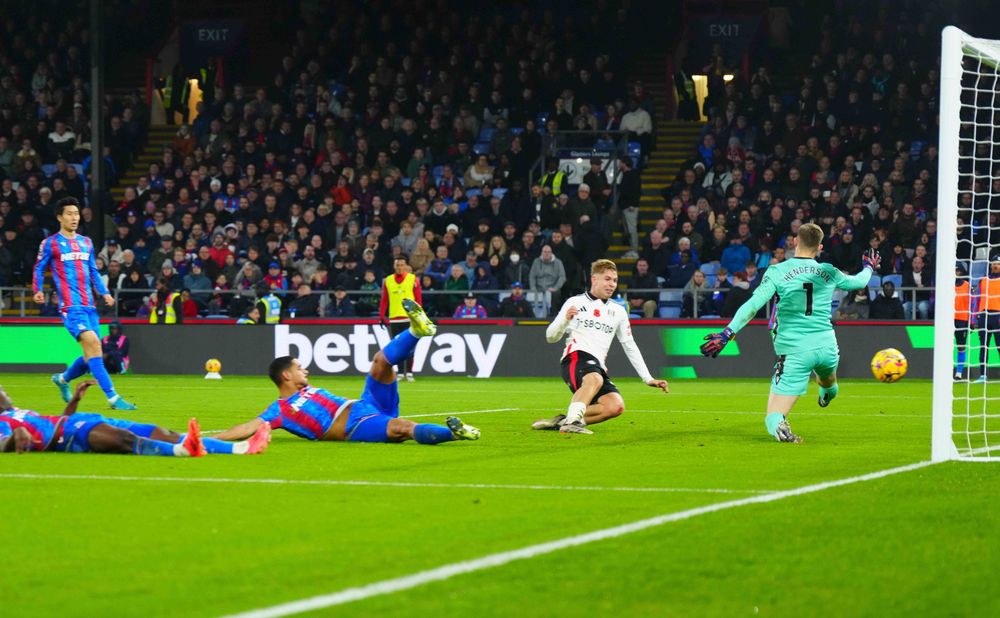 Emile Smith Rowe tucks in but is ruled offside Emile Smith Rowe tucks in but is ruled offside